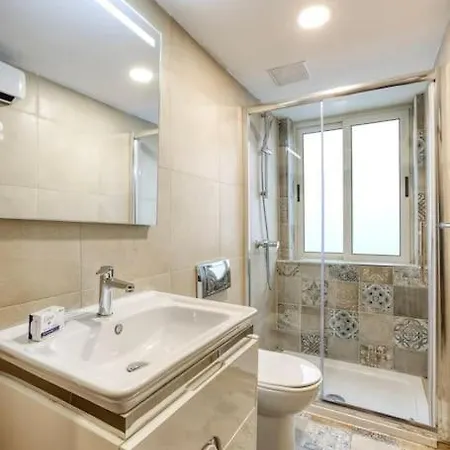 Charming, Designer 1 Bedroom Loft By 360 Estates
