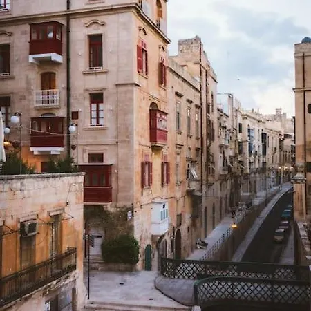 Lejlighed Charming, Designer 1 Bedroom Loft By 360 Estates Valletta