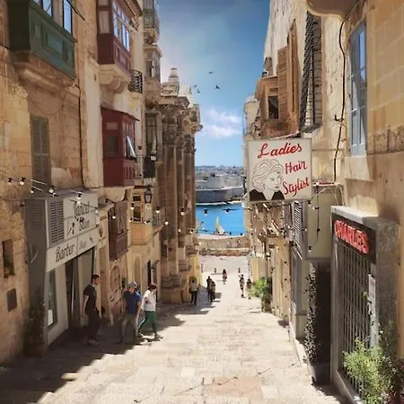 Charming, Designer 1 Bedroom Loft By 360 Estates * Valletta