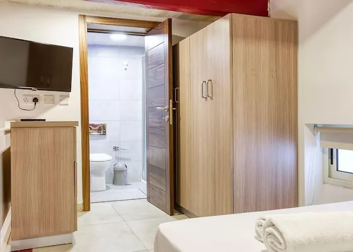 Charming, Designer 1 Bedroom Loft By 360 Estates Apartment