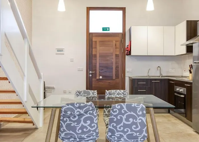 Apartment Charming, Designer 1 Bedroom Loft By 360 Estates Valletta