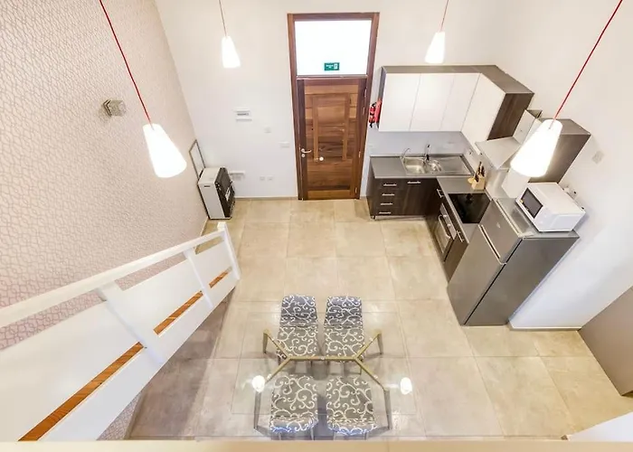 Charming, Designer 1 Bedroom Loft By 360 Estates