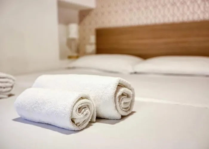 Charming, Designer 1 Bedroom Loft By 360 Estates *